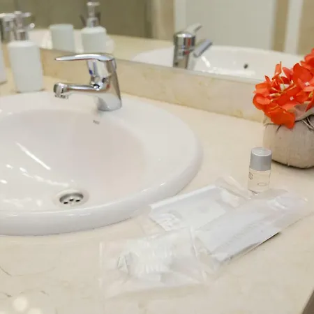 Oh La Life! Magnolia Jose * Costa Adeje (Tenerife)