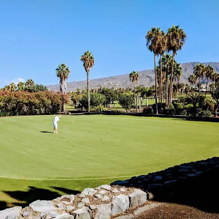 Oh La Life! Magnolia Jose אדחה